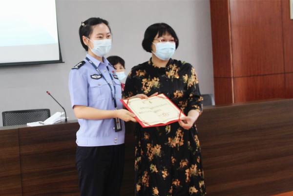 聘任法制副校长 (2) 聘任法制副校长 (2)